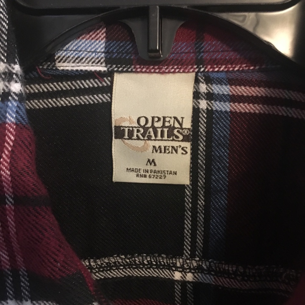 Button down - Picture 2 of 2
